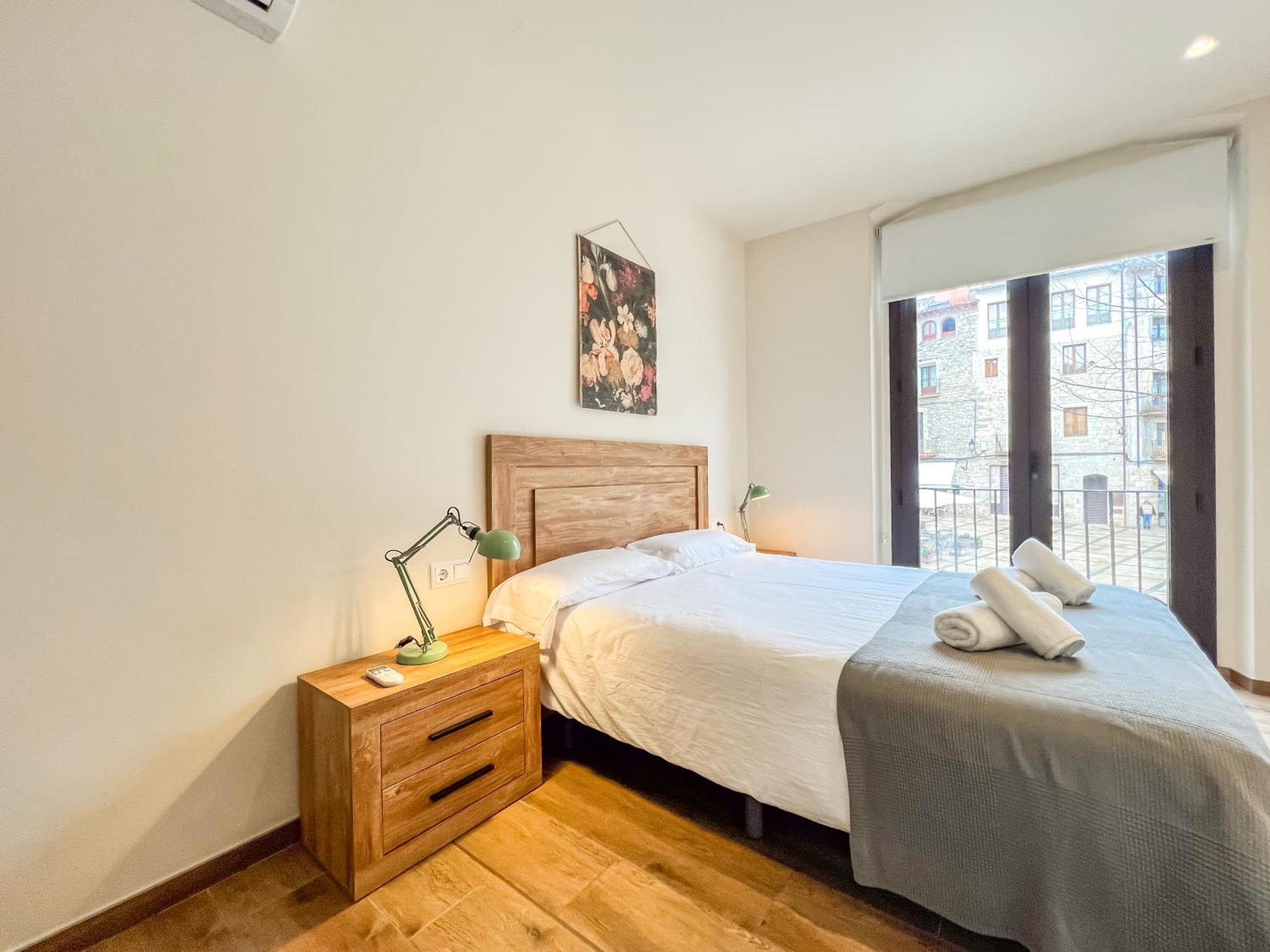 Can Cintet 1 Apartamento En La Plaza De Besalú Eksteriør billede