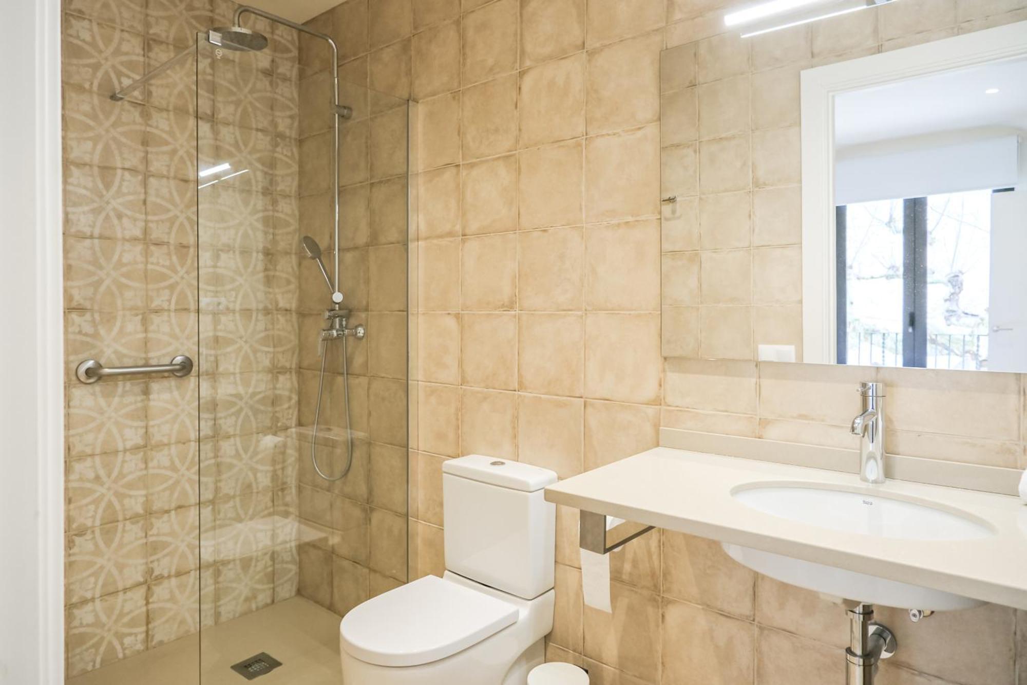 Can Cintet 1 Apartamento En La Plaza De Besalú Eksteriør billede