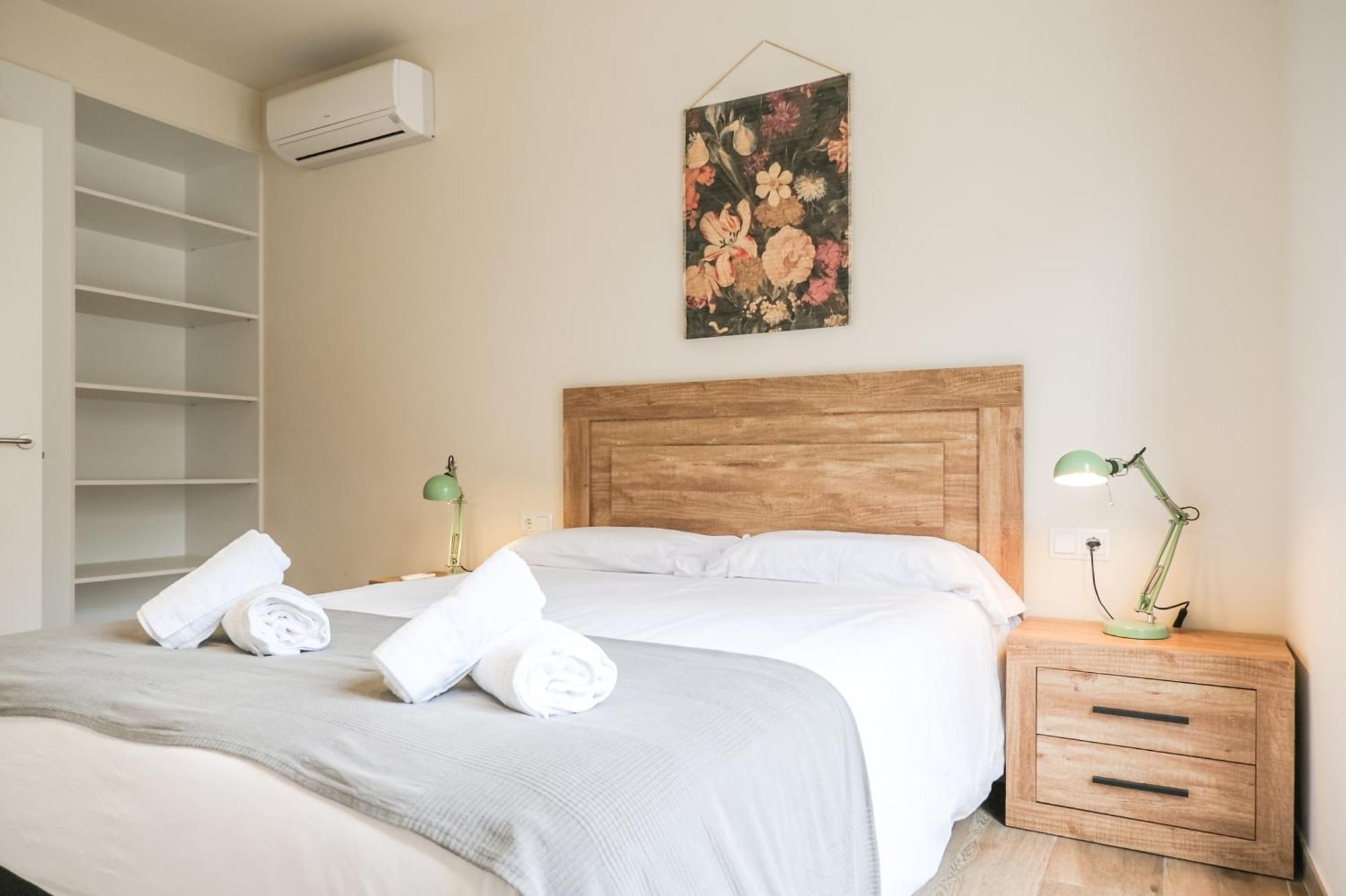 Can Cintet 1 Apartamento En La Plaza De Besalú Eksteriør billede