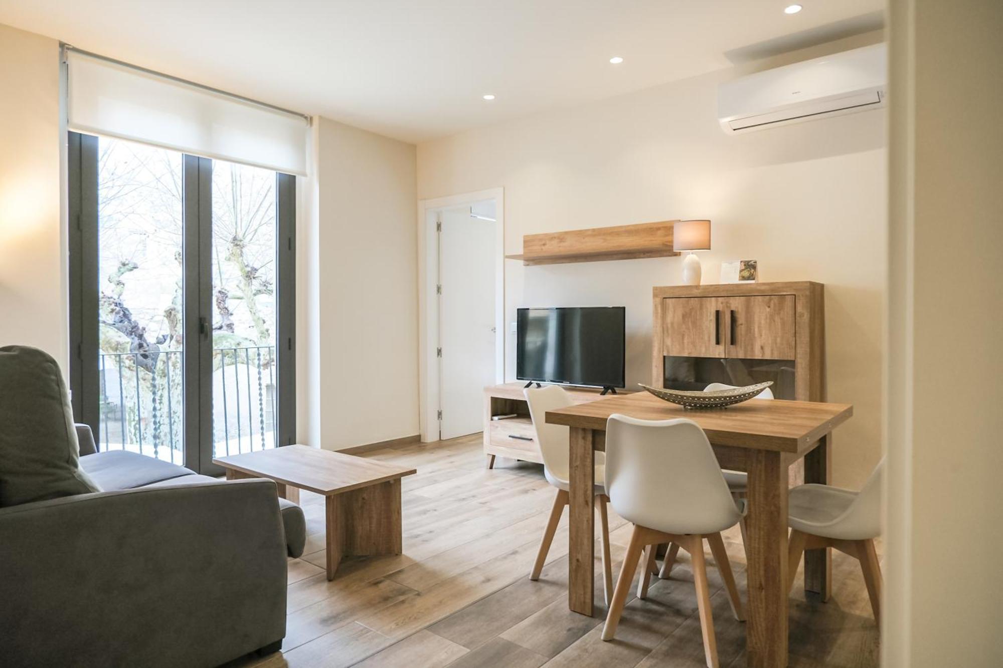 Can Cintet 1 Apartamento En La Plaza De Besalú Eksteriør billede